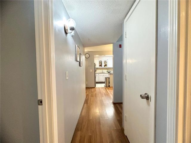 4120 Parklawn Avenue 134, Edina, MN 55435