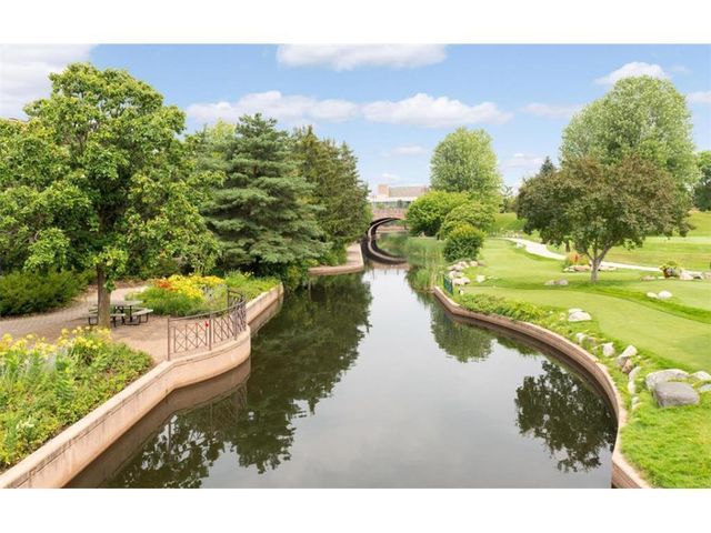 4120 Parklawn Avenue 134, Edina, MN 55435