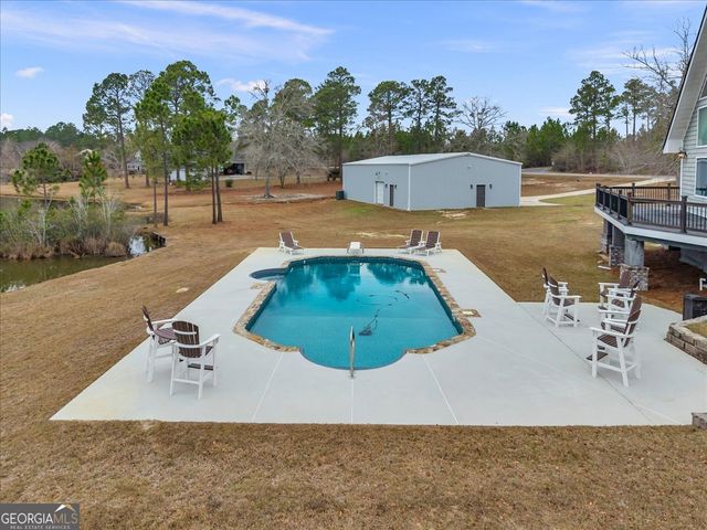 194 Lakeside Drive, Eastman, GA 31023