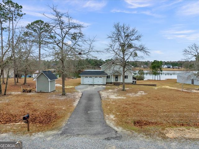 194 Lakeside Drive, Eastman, GA 31023