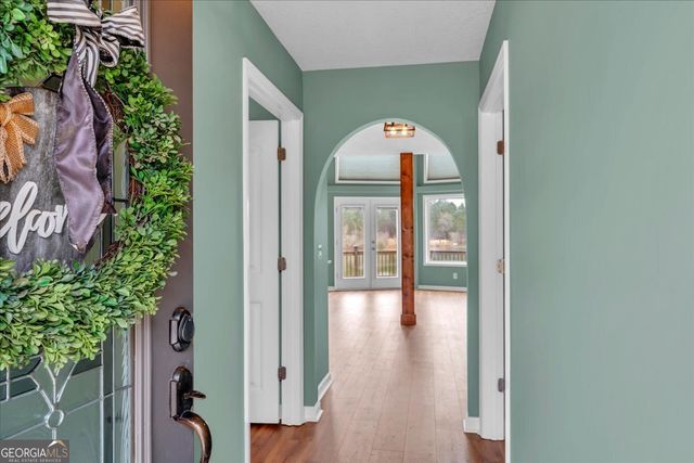 194 Lakeside Drive, Eastman, GA 31023