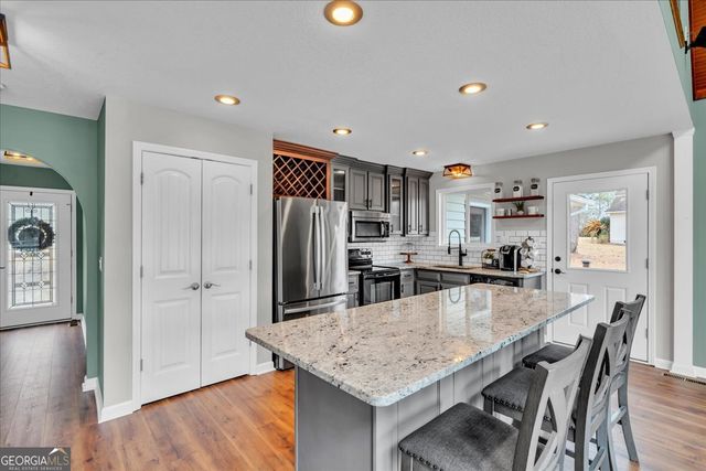 194 Lakeside Drive, Eastman, GA 31023