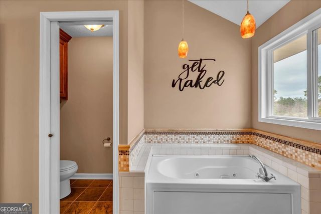 194 Lakeside Drive, Eastman, GA 31023