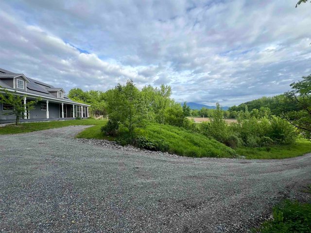 272 Pumpkin Harbor Road, Cambridge, VT 05444