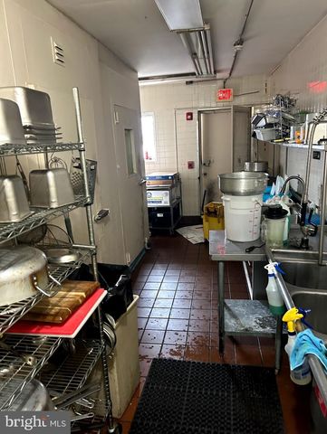 2422 W RHAWN ST, Philadelphia, PA 19152