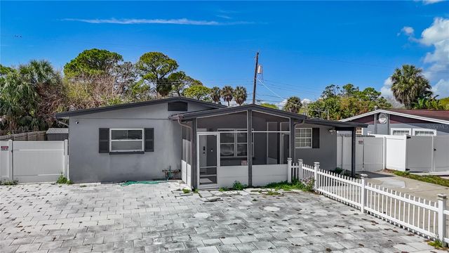 5110 GATEWAY DRIVE, Tampa, FL 33615