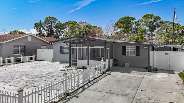 5110 GATEWAY DRIVE, Tampa, FL 33615