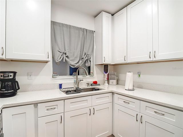 5110 GATEWAY DRIVE, Tampa, FL 33615