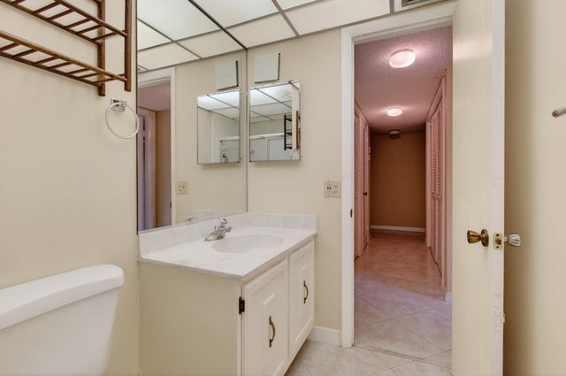 3951 NE 19th Road 1701, Pompano Beach, FL 33064