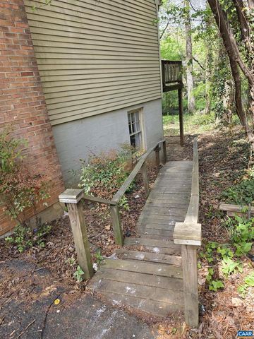 1506 TRAILRIDGE RD, Charlottesville, VA 22903