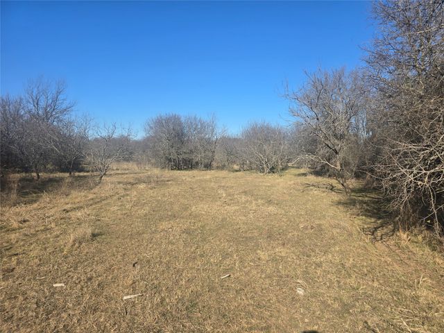 30 Oasis Ct Court, Perrin, TX 76449
