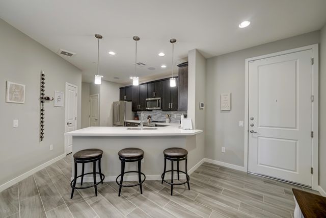 2511 W Queen Creek Road Unit 138, Chandler, AZ 85248