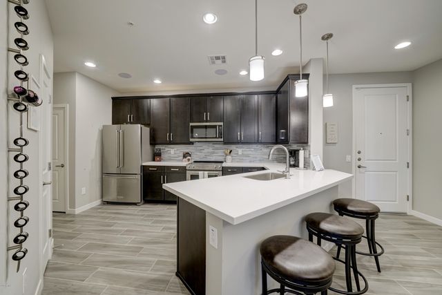 2511 W Queen Creek Road Unit 138, Chandler, AZ 85248