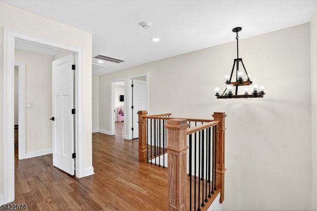 1734 Florida St, Westfield Town, NJ 07090