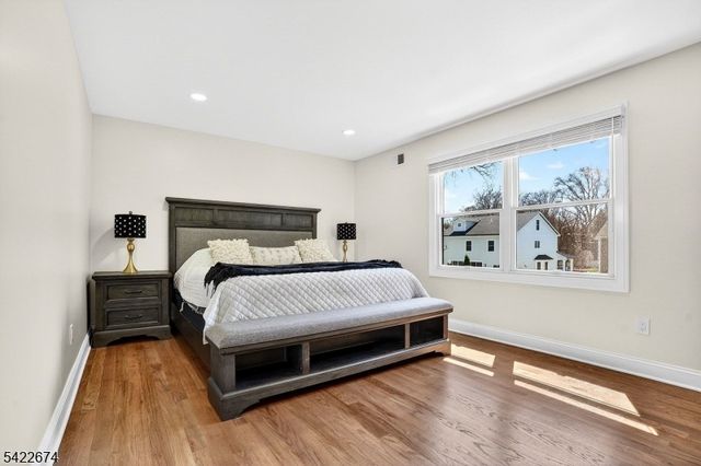 1734 Florida St, Westfield Town, NJ 07090