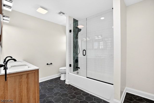 1734 Florida St, Westfield Town, NJ 07090