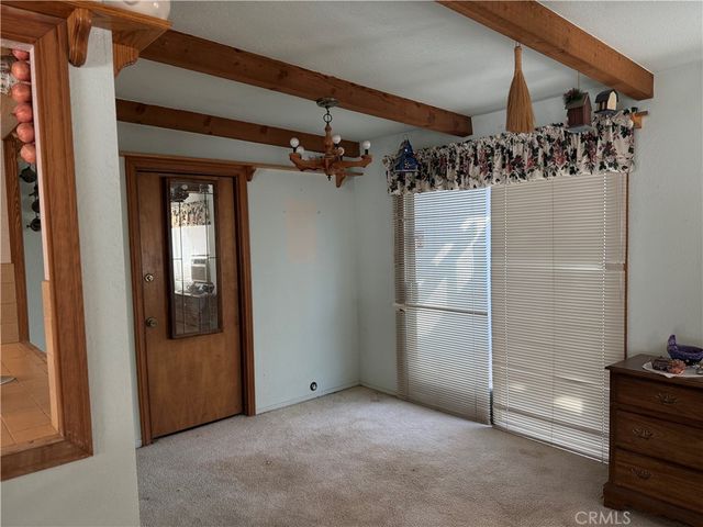 17747 Walnut, Hesperia, CA 92345