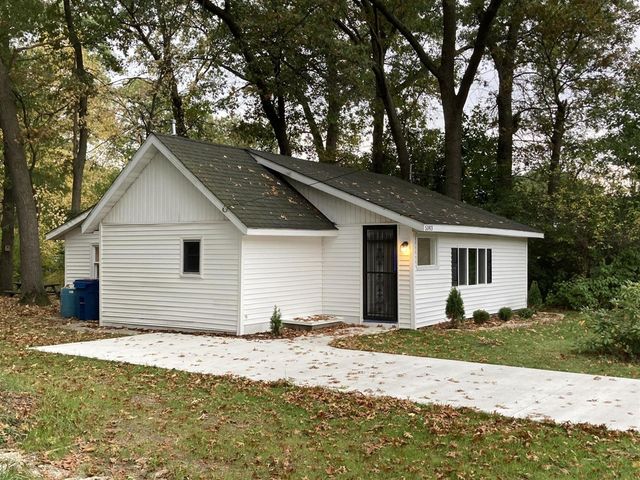 5183 E Apple Avenue, Muskegon, MI 49442