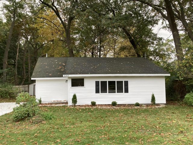 5183 E Apple Avenue, Muskegon, MI 49442
