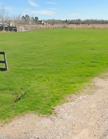 12025 Mcfarlane Road, Beasley, TX 77417