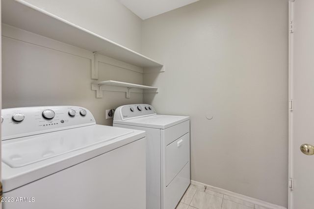 7253 E KIVA Avenue, Mesa, AZ 85209