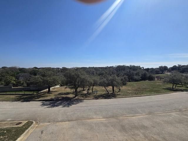 2425 Bruin DR, Spicewood, TX 78669