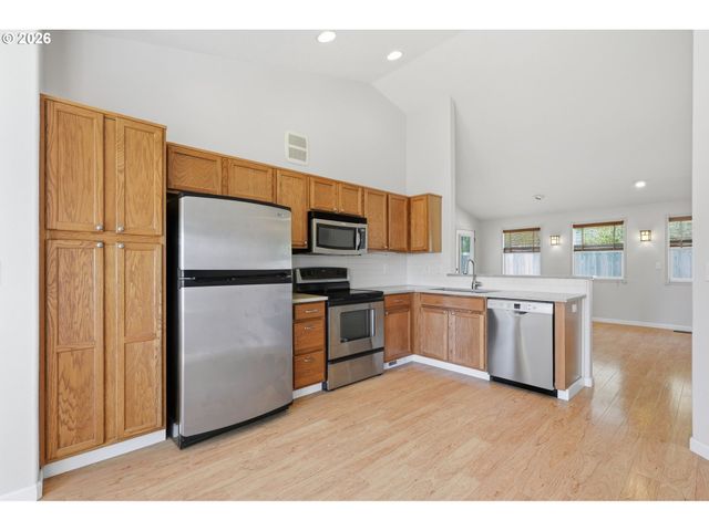 9904 Ne 41ST Ct, Vancouver, WA 98686