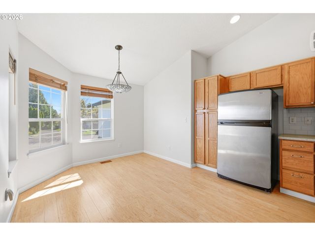 9904 Ne 41ST Ct, Vancouver, WA 98686