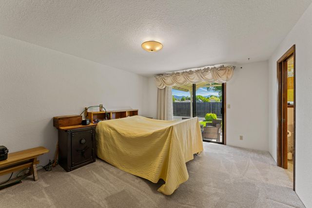 2900 Lois Lane, Grants Pass, OR 97527