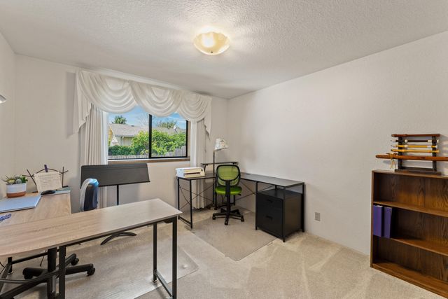 2900 Lois Lane, Grants Pass, OR 97527