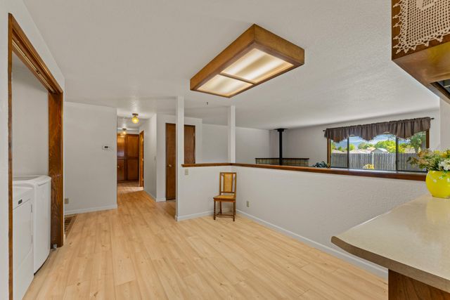 2900 Lois Lane, Grants Pass, OR 97527