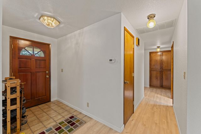 2900 Lois Lane, Grants Pass, OR 97527