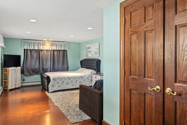 21 Reading Ter, Reading, MA 01867
