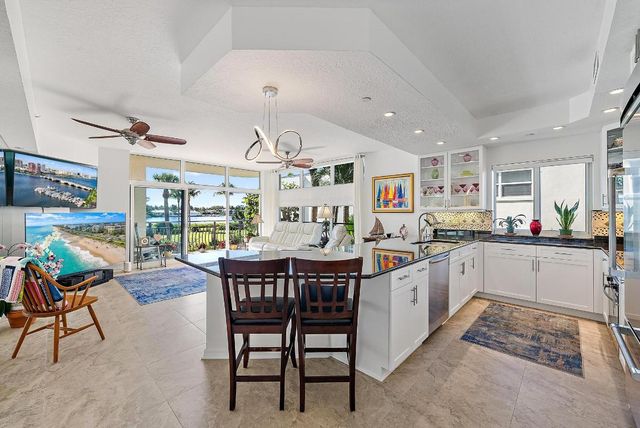 314 Inlet Way 103, Palm Beach Shores, FL 33404