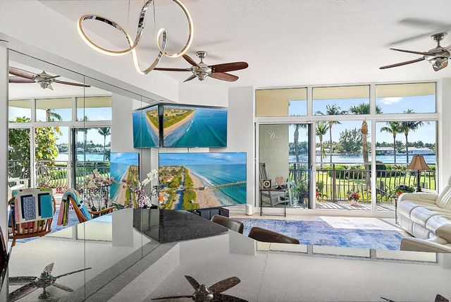 314 Inlet Way 103, Palm Beach Shores, FL 33404