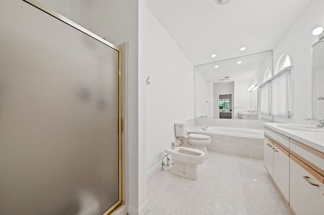 72 Kim Ter C, Stoughton, MA 02072