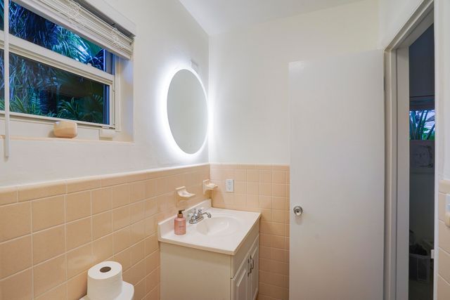 216 32nd Street, West Palm Beach, FL 33407