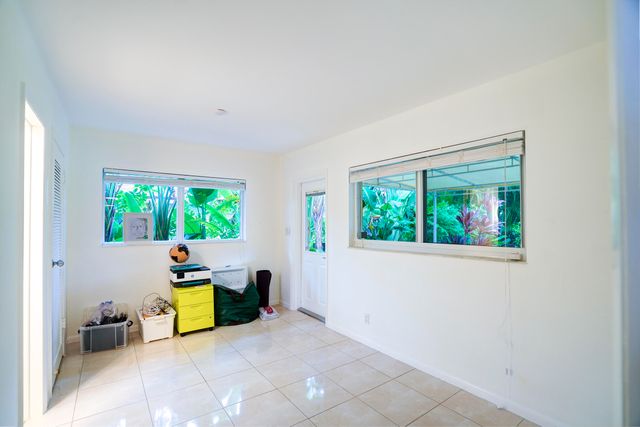 216 32nd Street, West Palm Beach, FL 33407