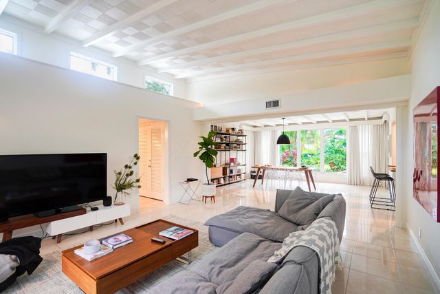 216 32nd Street, West Palm Beach, FL 33407