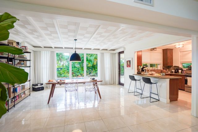 216 32nd Street, West Palm Beach, FL 33407