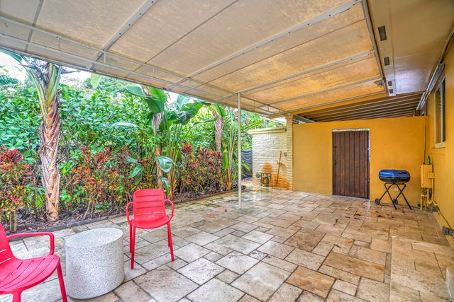 216 32nd Street, West Palm Beach, FL 33407