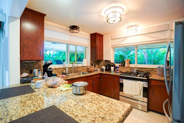 216 32nd Street, West Palm Beach, FL 33407