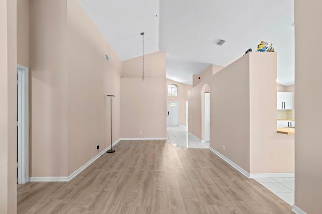 10217 Brookville Lane, Boca Raton, FL 33428