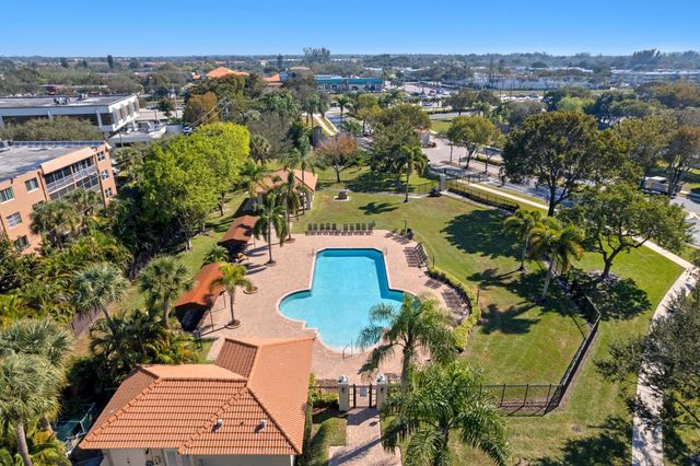 10217 Brookville Lane, Boca Raton, FL 33428