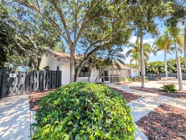 5131 SW 201st Ter, Southwest Ranches, FL 33332