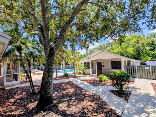 5131 SW 201st Ter, Southwest Ranches, FL 33332