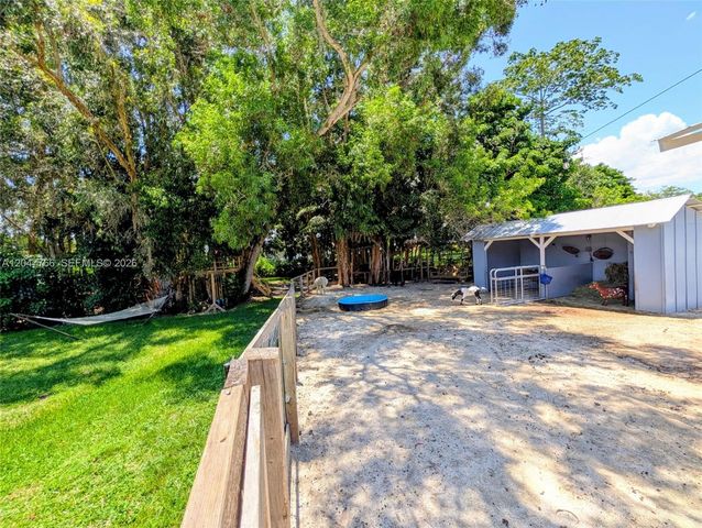 5131 SW 201st Ter, Southwest Ranches, FL 33332