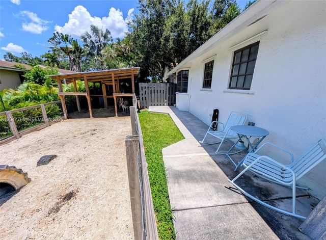 5131 SW 201st Ter, Southwest Ranches, FL 33332