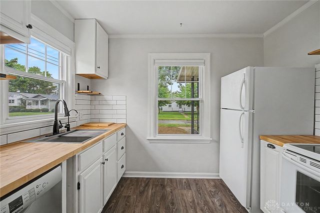 2901 Lansing Drive, Dayton, OH 45420
