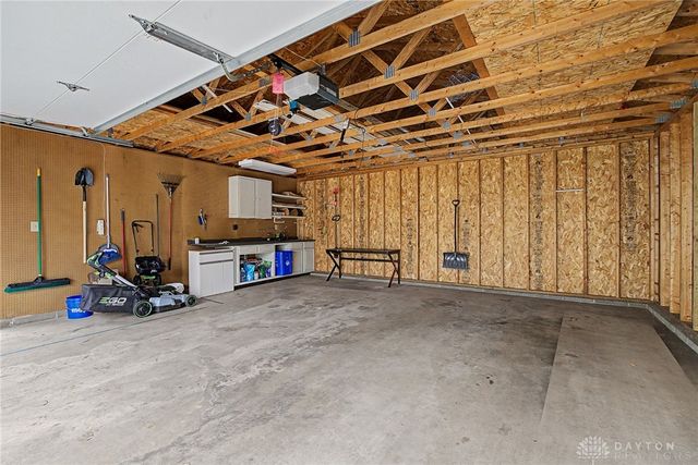 2901 Lansing Drive, Dayton, OH 45420